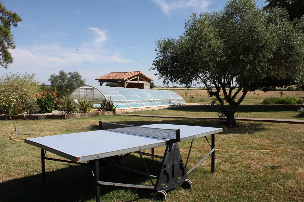 Domaine De Soulery Bed & Breakfast Beaupuy  Bagian luar foto