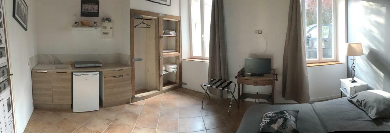 Domaine De Soulery Bed & Breakfast Beaupuy  Bagian luar foto